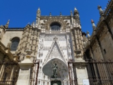 ENTRANCE TO CATHEDRAL